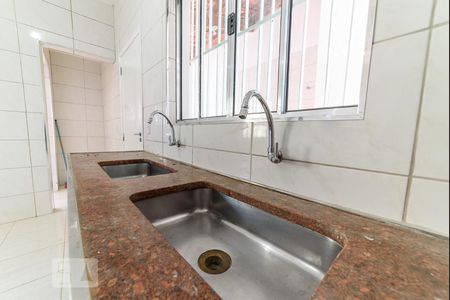 Casa para alugar com 110m², 2 quartos e 4 vagasCozinha - Torneira