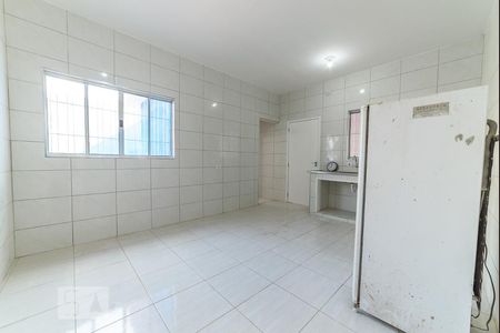 Casa para alugar com 110m², 2 quartos e 4 vagasCozinha