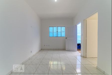 Casa para alugar com 110m², 2 quartos e 4 vagasSala 