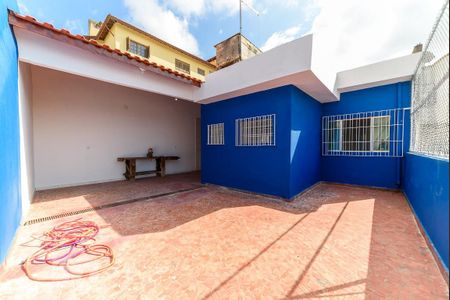Casa para alugar com 110m², 2 quartos e 4 vagasQuintal