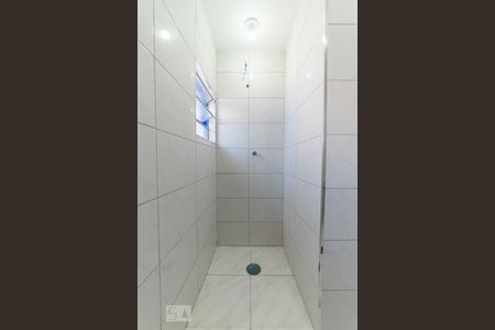 Casa para alugar com 110m², 2 quartos e 4 vagasBanheiro - Box