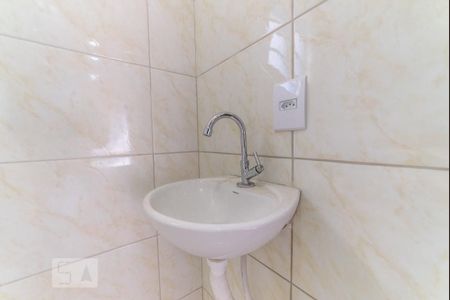 Casa para alugar com 110m², 2 quartos e 4 vagasBanheiro de Serviço - Torneira