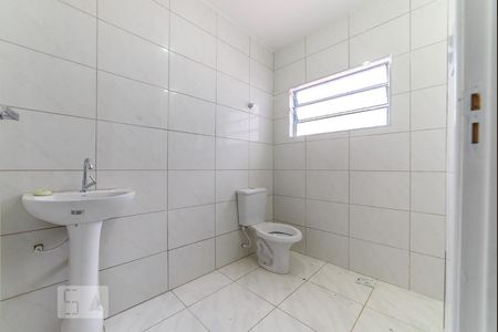 Casa para alugar com 110m², 2 quartos e 4 vagasBanheiro