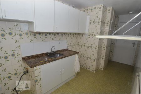 Apartamento à venda com 90m², 2 quartos e 1 vagaCozinha