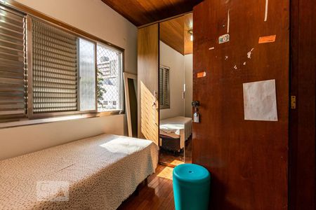 Casa à venda com 500m², 5 quartos e 3 vagasQuarto 2