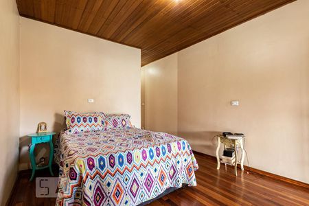 Casa à venda com 500m², 5 quartos e 3 vagasQuarto 1 suíte 