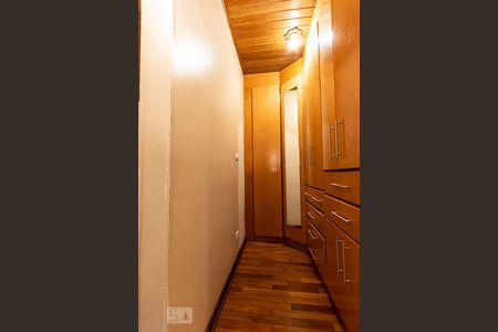 Casa à venda com 500m², 5 quartos e 3 vagasCloset quarto 1