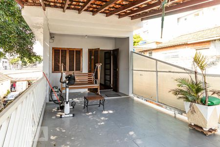 Casa à venda com 500m², 5 quartos e 3 vagasVaranda quarto 1
