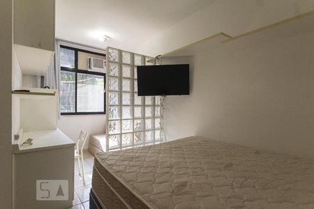 Apartamento à venda com 80m², 2 quartos e 1 vaga Apartamento à venda com 80m², 2 quartos e 1 vagaSuíte 2