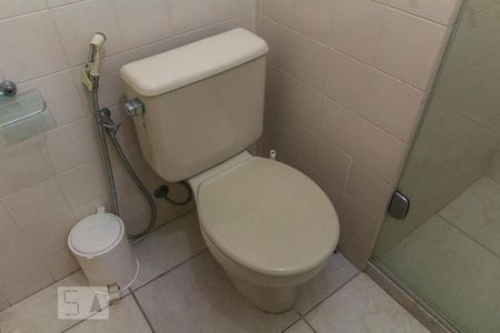 Apartamento à venda com 80m², 2 quartos e 1 vaga Apartamento à venda com 80m², 2 quartos e 1 vagaBanheiro da Suíte