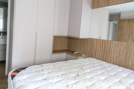 Apartamento para alugar com 70m², 2 quartos e 1 vagaSuíte