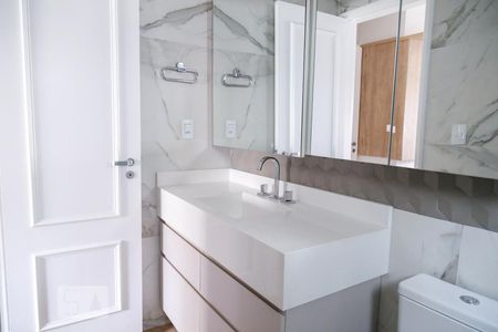 Apartamento para alugar com 70m², 2 quartos e 1 vagaBanheiro da Suíte