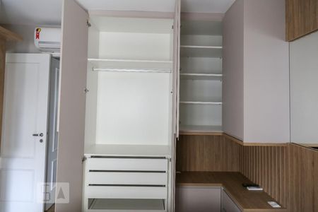 Apartamento para alugar com 70m², 2 quartos e 1 vagaSuíte