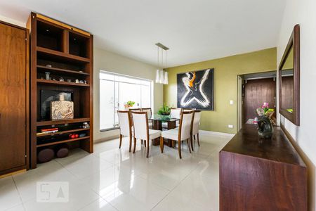 Sala de casa à venda com 5 quartos, 336m² em Jardim da Saúde, São Paulo