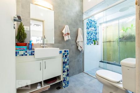 Casa à venda com 336m², 5 quartos e 3 vagasQuarto 2 - Suíte/ Banheiro