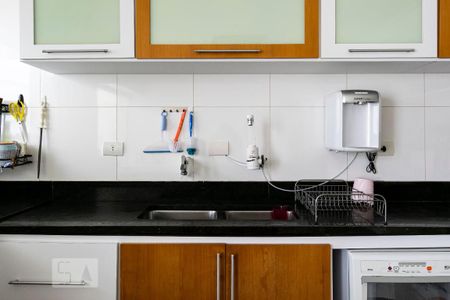 Casa à venda com 336m², 5 quartos e 3 vagasCozinha