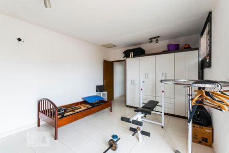 Casa à venda com 336m², 5 quartos e 3 vagasEdícula - Quarto 4