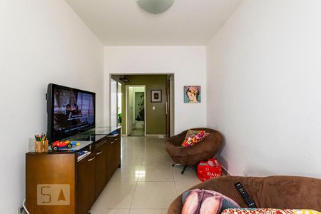 Sala de casa para alugar com 5 quartos, 336m² em Jardim da Saúde, São Paulo