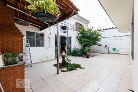 Casa à venda com 336m², 5 quartos e 3 vagasQuintal