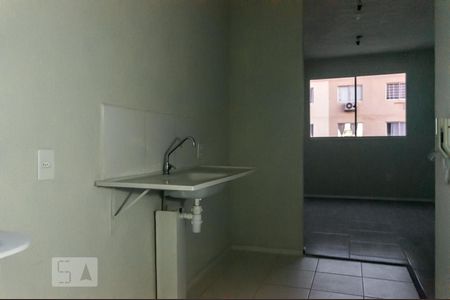 Cozinha de apartamento para alugar com 2 quartos, 41m² em Sarandi, Porto Alegre
