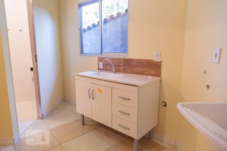 Cozinha de kitnet/studio para alugar com 1 quarto, 30m² em Santa Efigênia, Belo Horizonte
