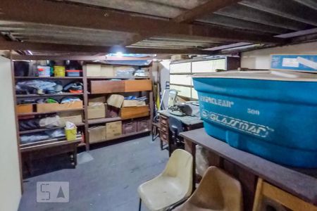 Casa à venda com 170m², 3 quartos e 2 vagasComodo extra / sotao