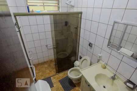 Banheiro de casa à venda com 3 quartos, 170m² em Chácara Inglesa, São Paulo