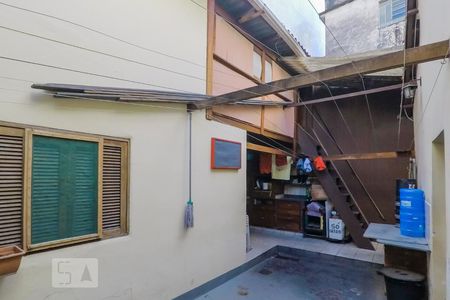 Casa à venda com 170m², 3 quartos e 2 vagasQuintal