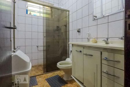 Banheiro de casa à venda com 3 quartos, 170m² em Chácara Inglesa, São Paulo