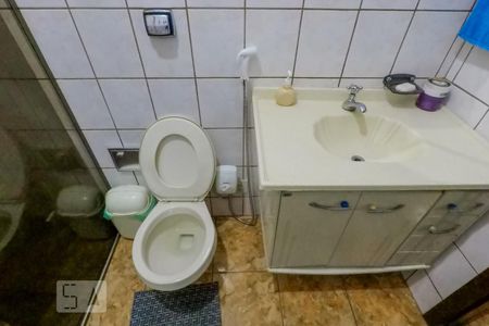 Banheiro de casa à venda com 3 quartos, 170m² em Chácara Inglesa, São Paulo