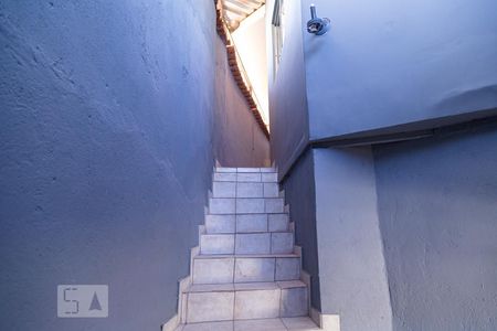 Apartamento para alugar com 30m², 1 quarto e sem vaga Apartamento para alugar com 30m², 1 quarto e sem vagaEscada de Acesso