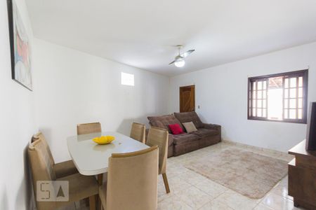 Sala de casa à venda com 2 quartos, 71m² em Anil, Rio de Janeiro