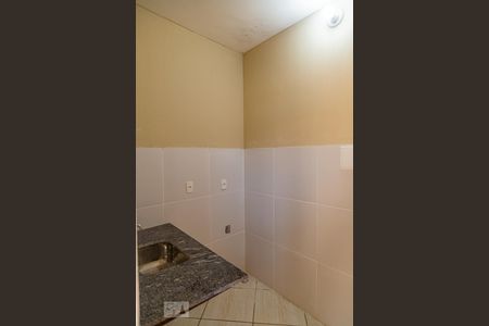 Cozinha de kitnet/studio para alugar com 1 quarto, 30m² em Santa Efigênia, Belo Horizonte