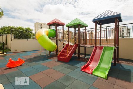 Apartamento à venda com 65m², 2 quartos e 1 vaga Apartamento à venda com 65m², 2 quartos e 1 vagaÁrea Comum - Playground