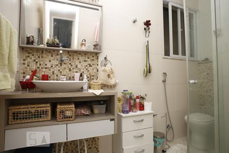 Apartamento à venda com 105m², 3 quartos e 1 vagaBanheiro 1