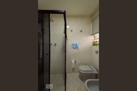 Apartamento para alugar com 200m², 3 quartos e 1 vagaBanheiro 