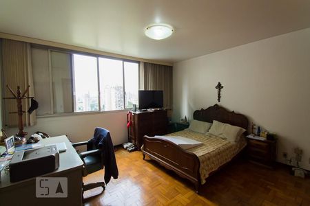 Apartamento para alugar com 200m², 3 quartos e 1 vagaSuíte