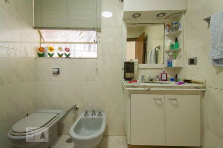 Apartamento para alugar com 200m², 3 quartos e 1 vagaBanheiro 