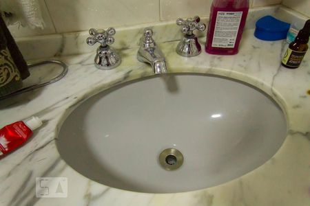 Apartamento para alugar com 200m², 3 quartos e 1 vagaBanheiro 