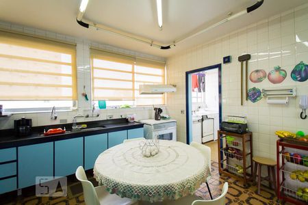 Apartamento para alugar com 200m², 3 quartos e 1 vagaCozinha