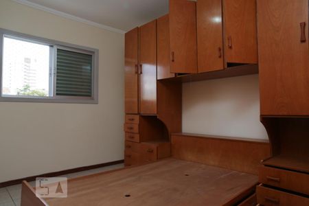Quarto 1 de apartamento para alugar com 2 quartos, 70m² em Vila Lucy, Sorocaba