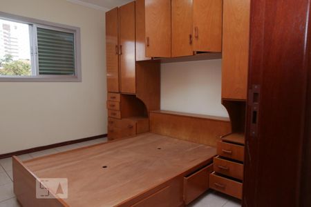 Quarto 1 de apartamento para alugar com 2 quartos, 70m² em Vila Lucy, Sorocaba
