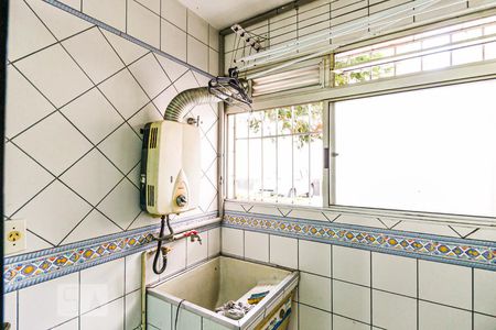 Apartamento à venda com 62m², 3 quartos e 1 vagaÁrea de Serviço