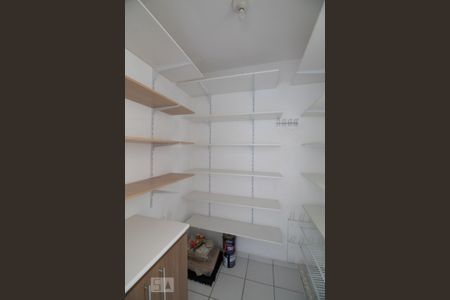 Apartamento à venda com 55m², 2 quartos e 2 vagas Apartamento à venda com 55m², 2 quartos e 2 vagasDispensa