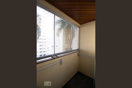 Apartamento à venda com 55m², 2 quartos e 2 vagas Apartamento à venda com 55m², 2 quartos e 2 vagasSacada