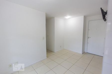 Apartamento para alugar com 55m², 2 quartos e 1 vagaSala