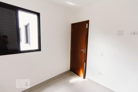 Quarto 2 de apartamento para alugar com 2 quartos, 38m² em Vila Paiva, São Paulo