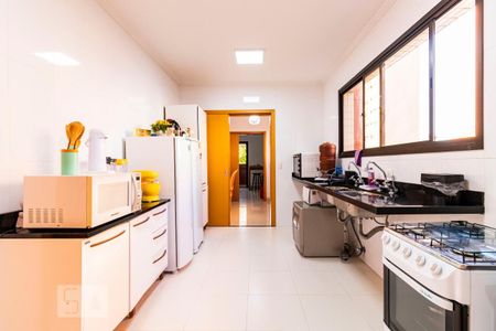 Apartamento à venda com 207m², 4 quartos e 4 vagasCozinha
