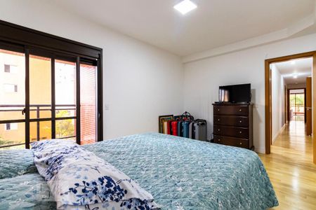 Apartamento à venda com 207m², 4 quartos e 4 vagasSuíte 4