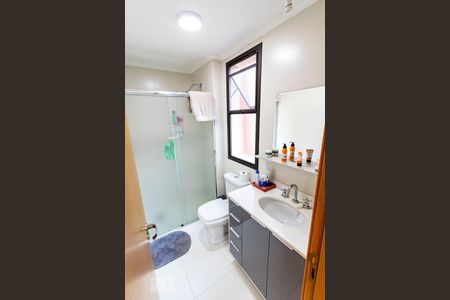 Apartamento à venda com 207m², 4 quartos e 4 vagasSuíte 3 - Banheiro